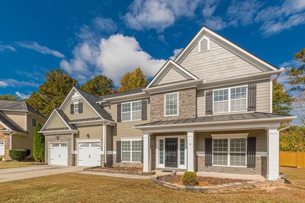 7 bedroom, 4 bathroom, 3,800 sq ft single family residence for sale at 2004 CREEK POINTE Way, Villa Rica, GA 30180 — photo 3