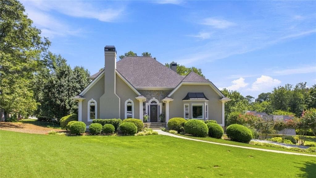 4 bedroom, 3 bathroom, 3,348 sq ft single family residence for sale at 12555 Crabapple Chase Drive, Alpharetta, GA 30004 — photo 1 of 79