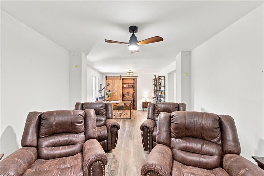 4 bedroom, 3 bathroom, 3,348 sq ft single family residence for sale at 12555 Crabapple Chase Drive, Alpharetta, GA 30004 — photo 6