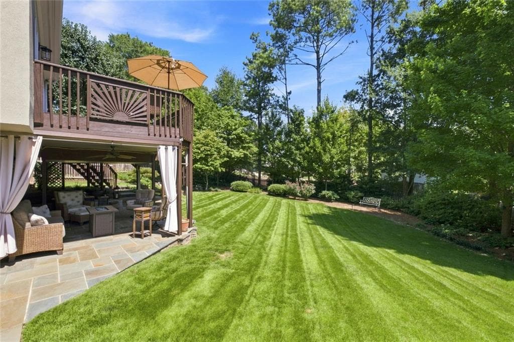 4 bedroom, 3 bathroom, 3,348 sq ft single family residence for sale at 12555 Crabapple Chase Drive, Alpharetta, GA 30004 — photo 7
