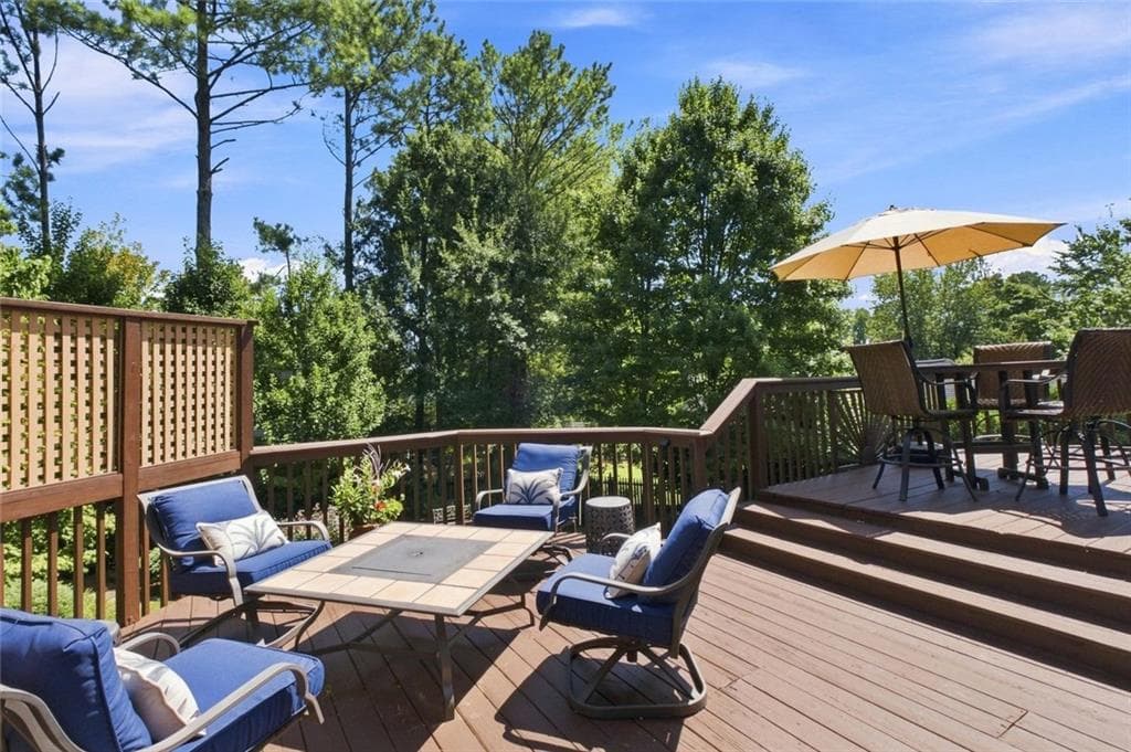 4 bedroom, 3 bathroom, 3,348 sq ft single family residence for sale at 12555 Crabapple Chase Drive, Alpharetta, GA 30004 — photo 8