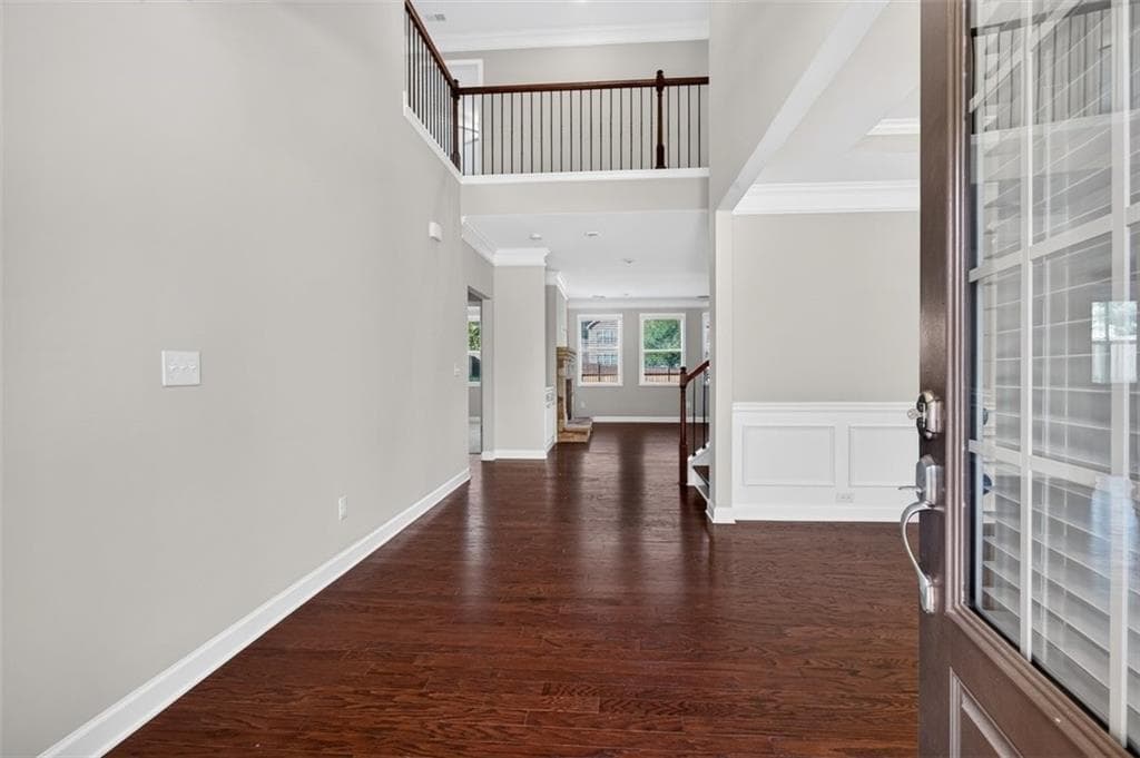 5 bedroom, 4 bathroom, 4,258 sq ft single family residence for sale at 5625 Turnbridge Pass, Cumming, GA 30040 — photo 4