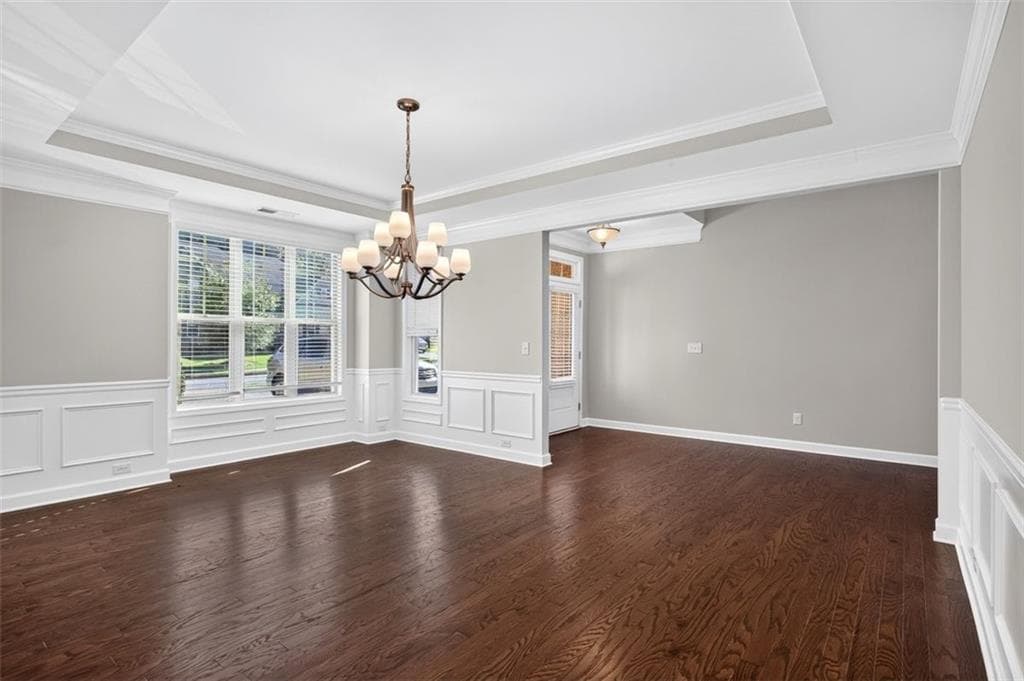 5 bedroom, 4 bathroom, 4,258 sq ft single family residence for sale at 5625 Turnbridge Pass, Cumming, GA 30040 — photo 8