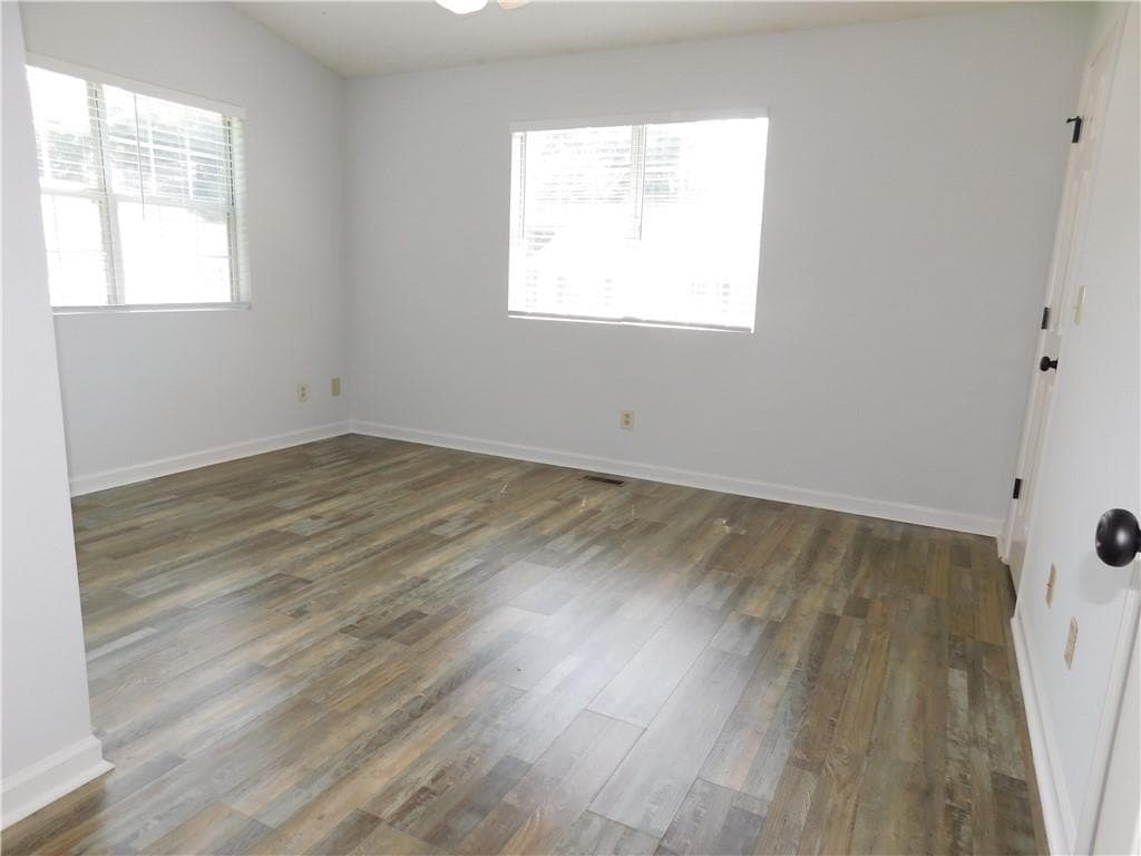 2 bedroom, 1 bathroom, 884 sq ft duplex for rent at 137 Riverside Circle 19, Dahlonega, GA 30533 for $1,395 a month — photo 8