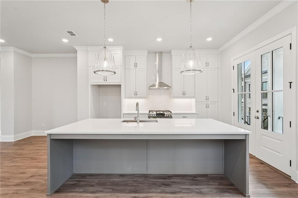 3 bedroom, 4 bathroom, 2,105 sq ft townhouse for sale at 205 Midnight Oak Run 5, Alpharetta, GA 30009 — photo 3