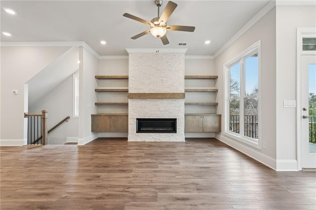 3 bedroom, 4 bathroom, 2,105 sq ft townhouse for sale at 205 Midnight Oak Run 5, Alpharetta, GA 30009 — photo 4
