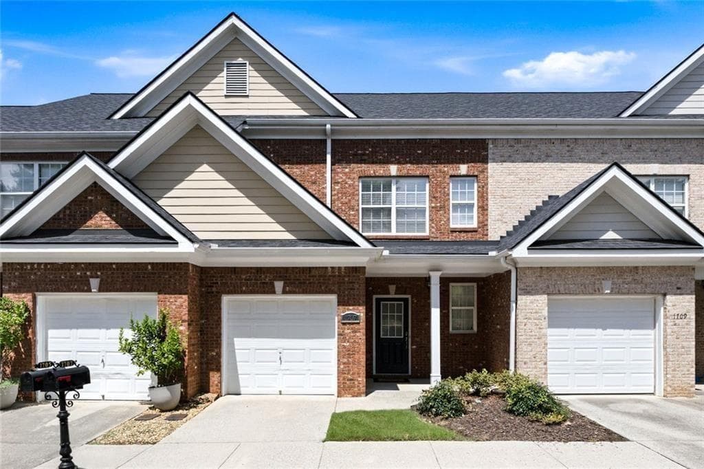 1707 Oakbrook Lane