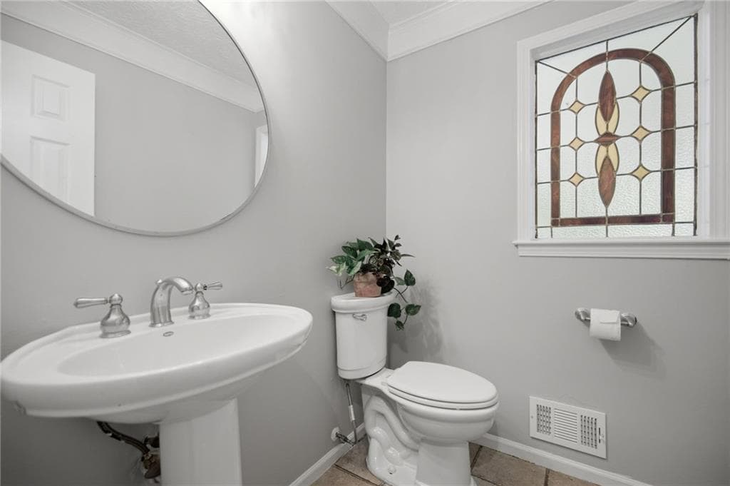 3 bedroom, 3 bathroom, 2,537 sq ft single family residence for sale at 4748 Coppedge Court, Peachtree Corners, GA 30096 — photo 7