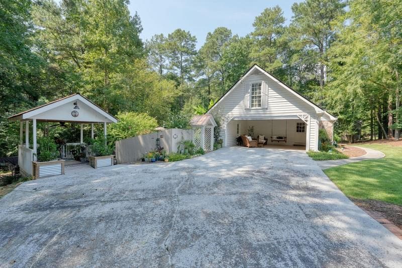 4 bedroom, 4 bathroom, 2,176 sq ft single family residence under contract at 5005 George Washington Avenue, Acworth, GA 30101 — photo 4