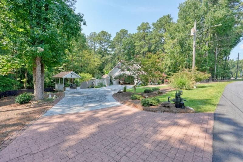 4 bedroom, 4 bathroom, 2,176 sq ft single family residence under contract at 5005 George Washington Avenue, Acworth, GA 30101 — photo 3