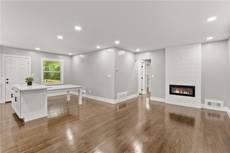 3 bedroom, 1 bathroom, 1,092 sq ft single family residence under contract at 2253 Bonnybrook Way, Atlanta, GA 30311 — photo 4
