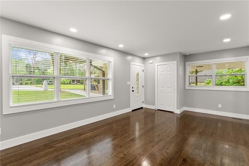 3 bedroom, 1 bathroom, 1,092 sq ft single family residence under contract at 2253 Bonnybrook Way, Atlanta, GA 30311 — photo 6