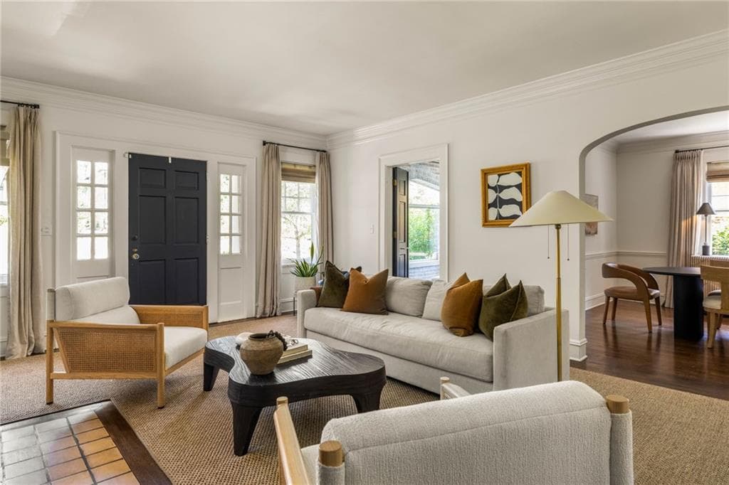 3 bedroom, 3 bathroom, 2,500 sq ft single family residence under contract at 1393 Harvard Road, Atlanta, GA 30306 — photo 2