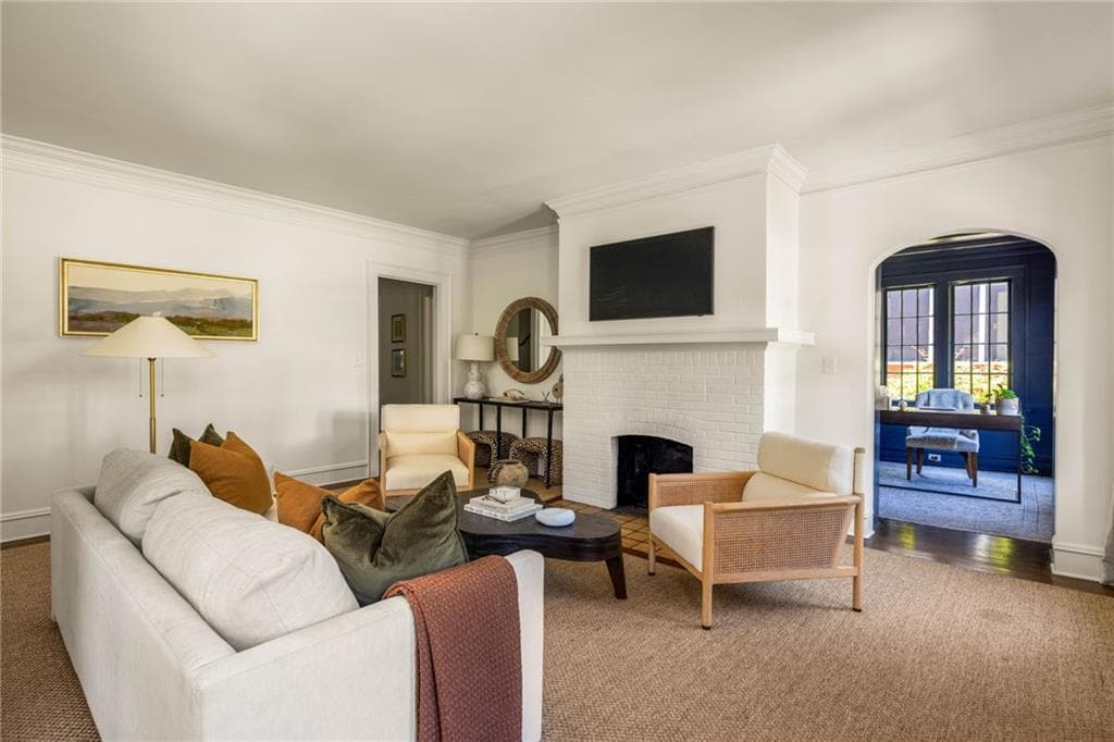 3 bedroom, 3 bathroom, 2,500 sq ft single family residence under contract at 1393 Harvard Road, Atlanta, GA 30306 — photo 8