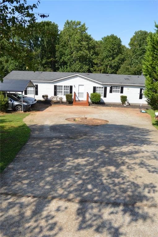 3 bedroom, 2 bathroom, 1,782 sq ft single family residence for sale at 125 Overlook Ridge Court, Alto, GA 30510 — photo 4