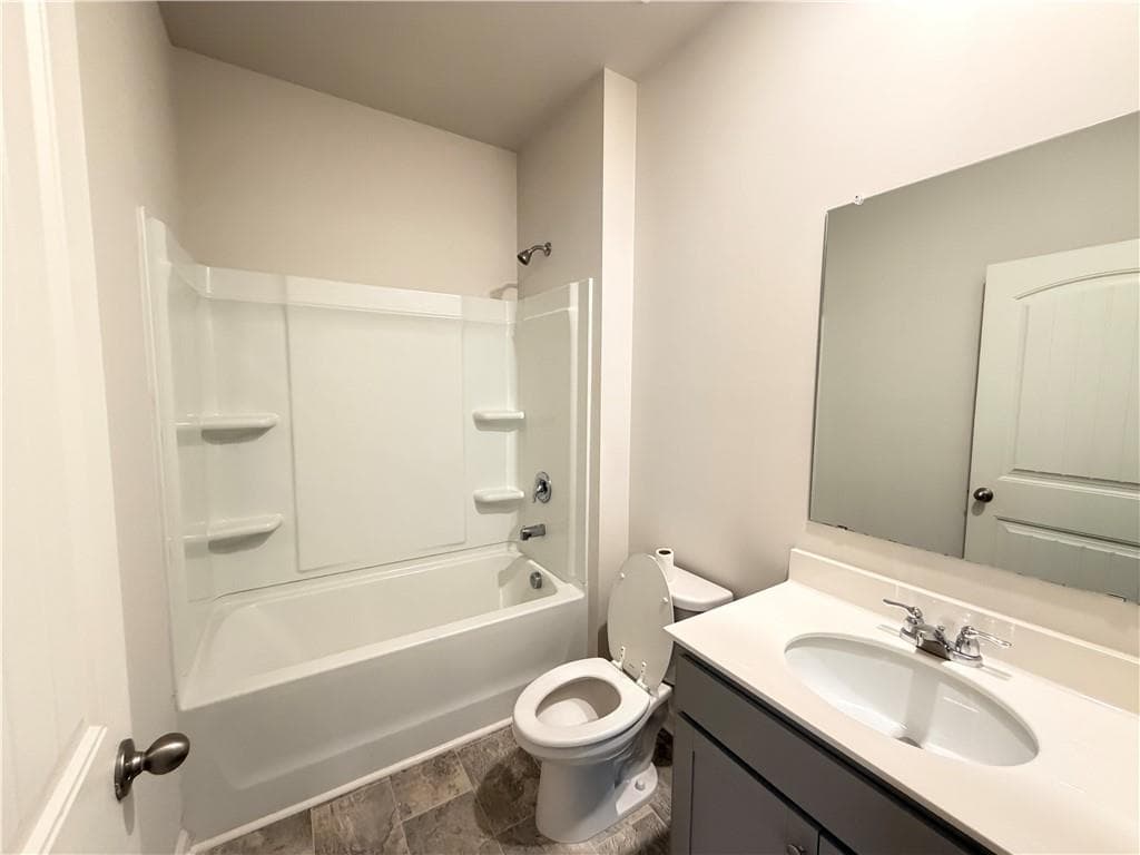 5 bedroom, 3 bathroom, 2,511 sq ft single family residence for sale at 40 Berkeley Trace, Braselton, GA 30517 — photo 7