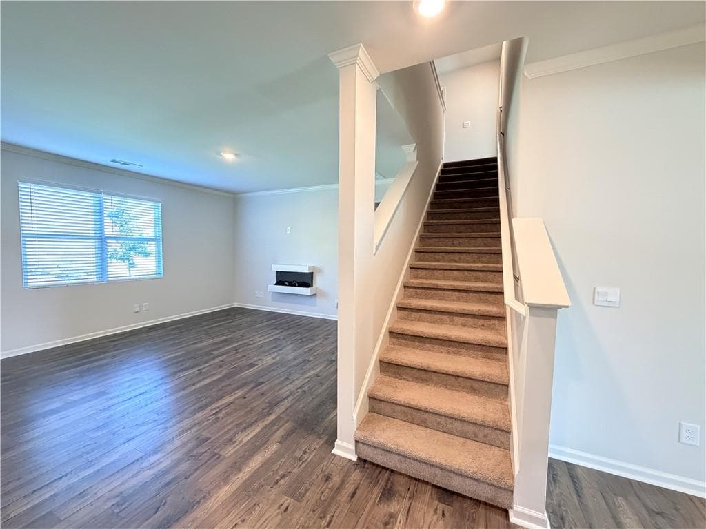 5 bedroom, 3 bathroom, 2,511 sq ft single family residence for sale at 40 Berkeley Trace, Braselton, GA 30517 — photo 9