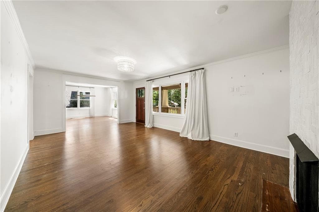5 bedroom, 4 bathroom, 3,359 sq ft single family residence for sale at 811 Verner Street, Atlanta, GA 30318 — photo 9