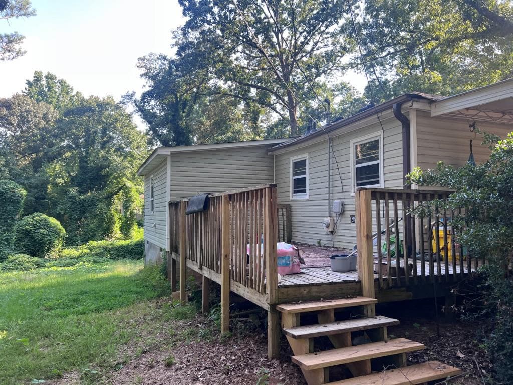 3 bedroom, 2 bathroom, 964 sq ft single family residence for sale at 6055 Blackhawk Trail, Mableton, GA 30126 — photo 4