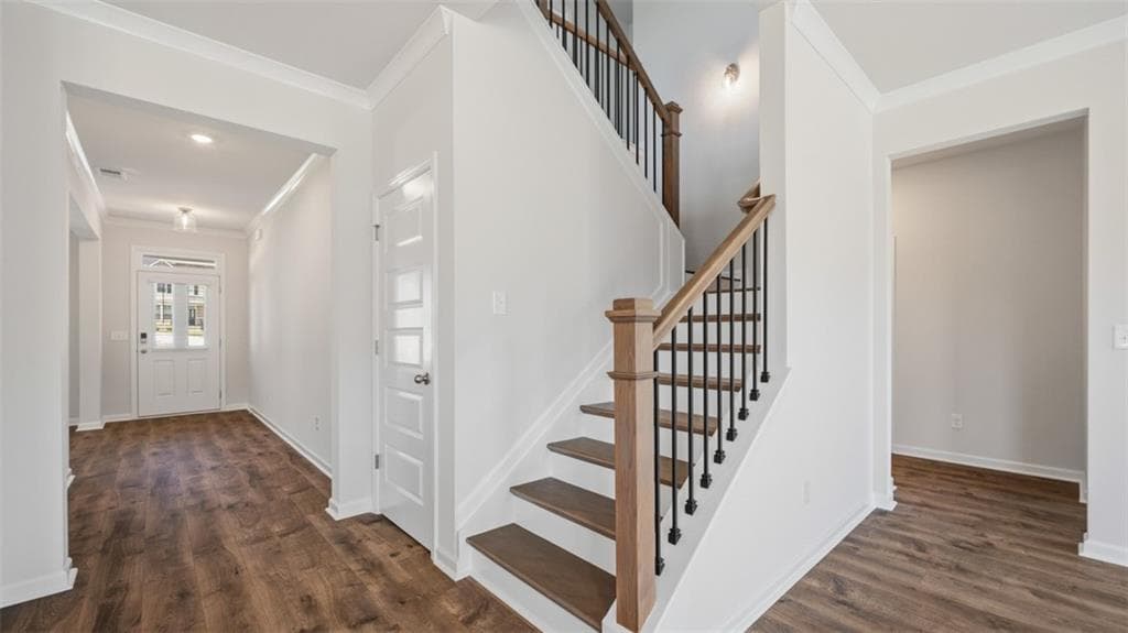 4 bedroom, 3 bathroom, 3,110 sq ft single family residence for sale at 1907 Endress Circle, Hampton, GA 30228 — photo 6