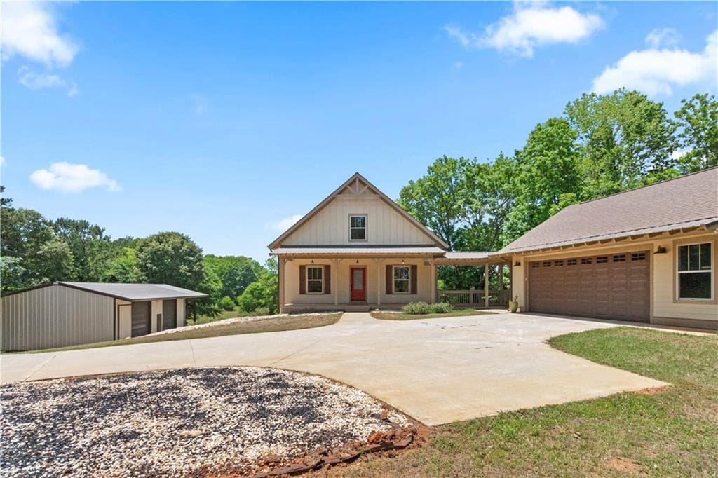 4 bedroom, 4 bathroom, 3,824 sq ft single family residence for sale at 4140 HWY 332, Hoschton, GA 30548 — photo 3