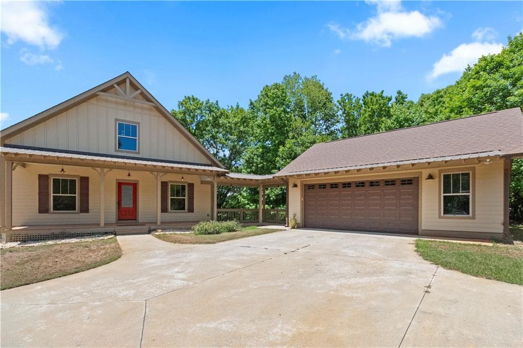 4 bedroom, 4 bathroom, 3,824 sq ft single family residence for sale at 4140 HWY 332, Hoschton, GA 30548 — photo 6