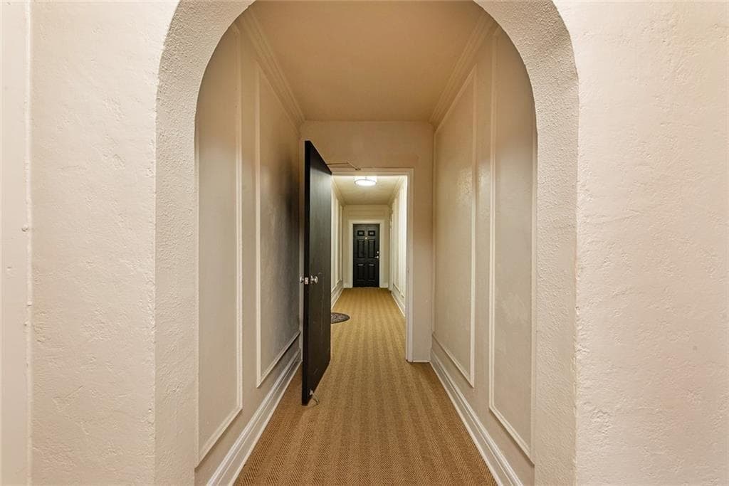 1 bedroom, 1 bathroom, 822 sq ft condominium for sale at 2222 Peachtree Road A3, Atlanta, GA 30309 — photo 4
