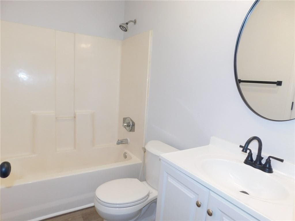 2 bedroom, 1 bathroom, 864 sq ft apartment for rent at 37 A Rock Garden Place, Dahlonega, GA 30533 for $1,295 a month — photo 8