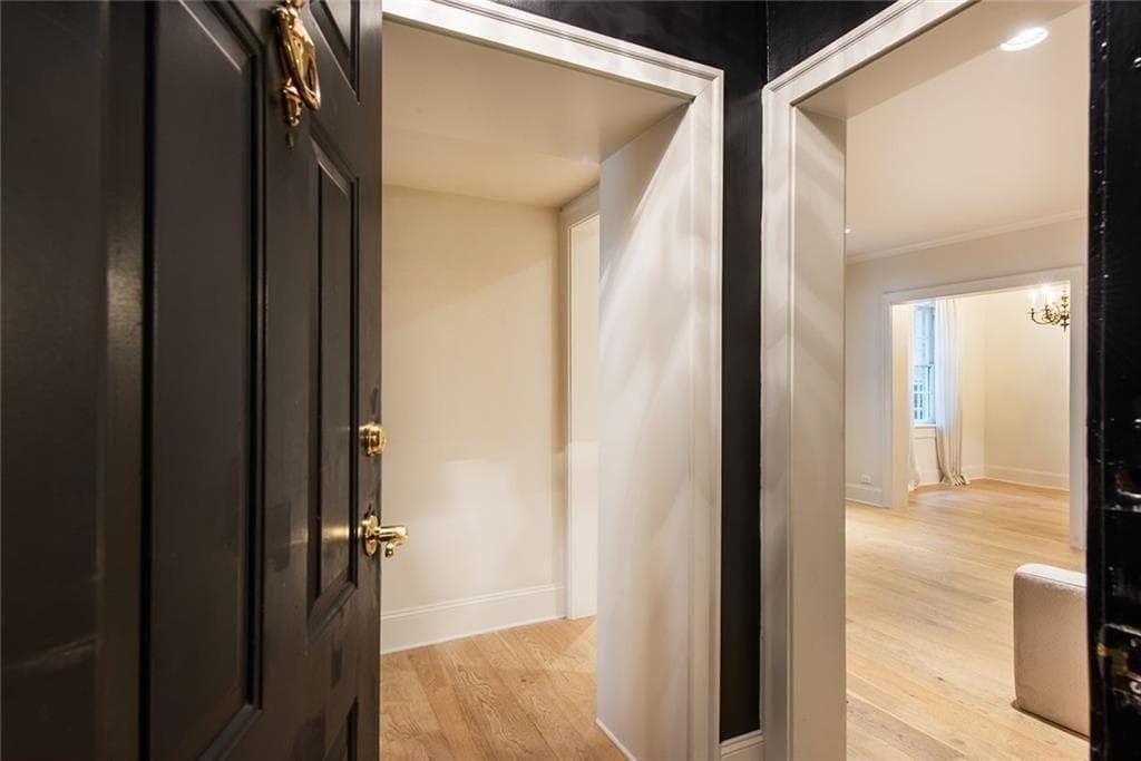1 bedroom, 1 bathroom, 822 sq ft condominium for sale at 2222 Peachtree Road A3, Atlanta, GA 30309 — photo 6