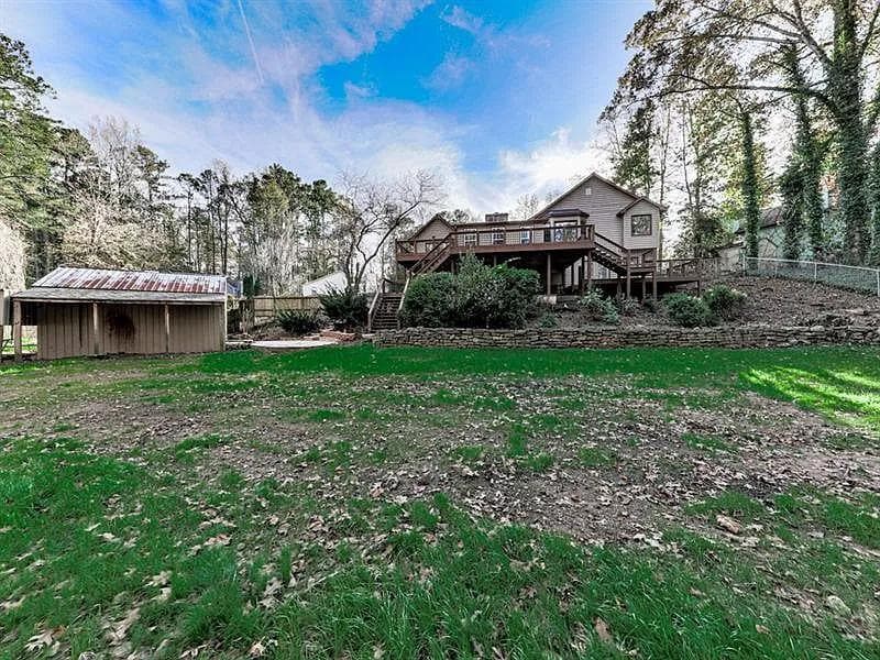 4 bedroom, 3 bathroom, 2,892 sq ft single family residence for rent at 2189 Chartwell Drive, Marietta, GA 30066 for $2,800 a month — photo 6