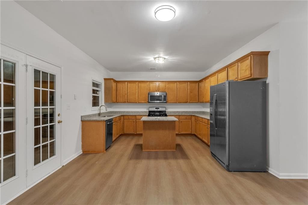 4 bedroom, 3 bathroom, 2,962 sq ft single family residence under contract at 620 Windham Way, Mcdonough, GA 30253 — photo 5