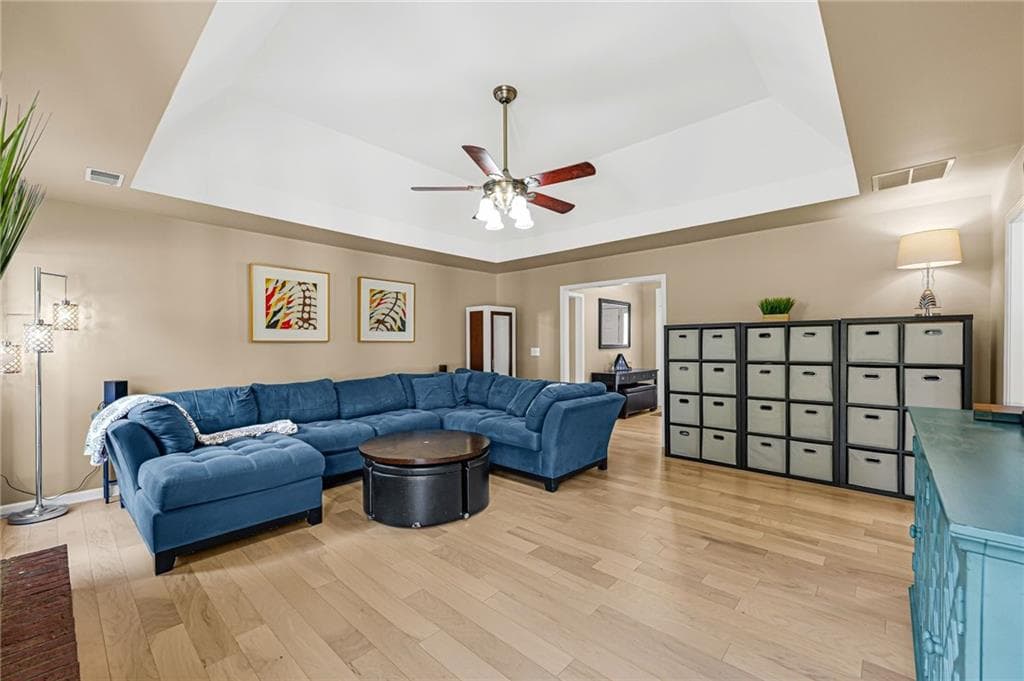 3 bedroom, 3 bathroom, 2,259 sq ft single family residence for sale at 2145 Wynfield Point Drive, Buford, GA 30519 — photo 9