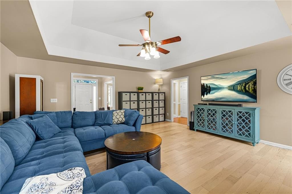 3 bedroom, 3 bathroom, 2,259 sq ft single family residence for sale at 2145 Wynfield Point Drive, Buford, GA 30519 — photo 10