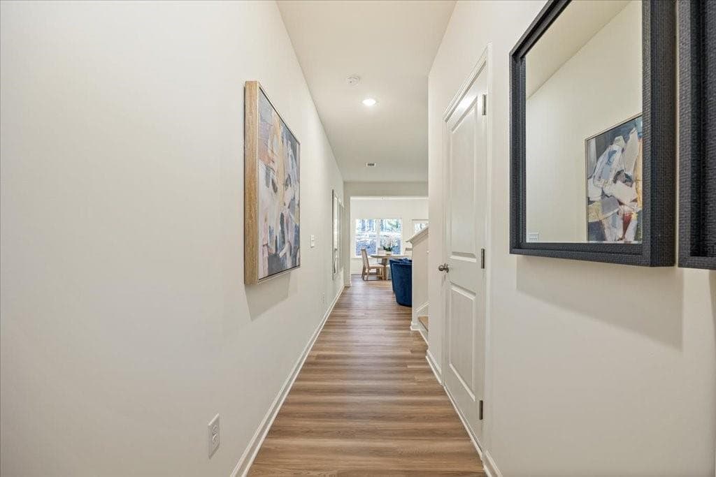 3 bedroom, 3 bathroom, 1,745 sq ft townhouse for sale at 1999 Marie Court 44, Conyers, GA 30013 — photo 2