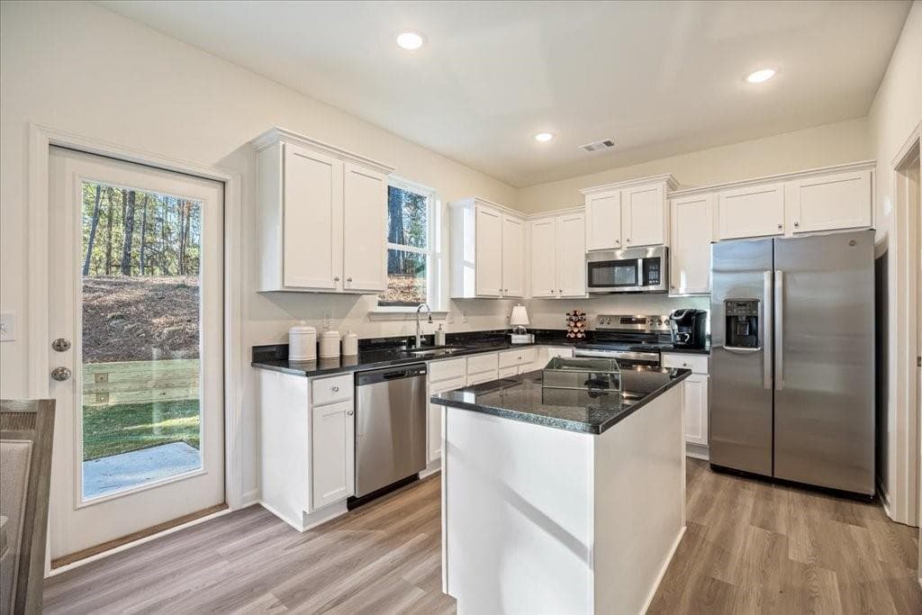 3 bedroom, 3 bathroom, 1,745 sq ft townhouse for sale at 1999 Marie Court 44, Conyers, GA 30013 — photo 10
