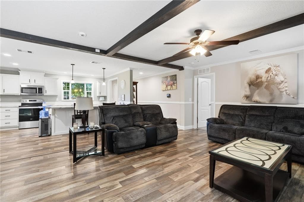 3 bedroom, 2 bathroom, 1,920 sq ft single family residence under contract at 1301 Gardner Spring Road, Adairsville, GA 30103 — photo 9