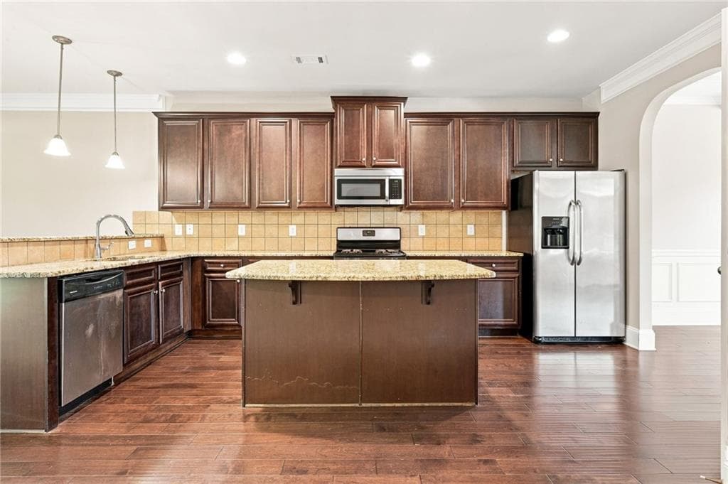 7 bedroom, 5 bathroom, 4,520 sq ft single family residence for sale at 217 Allgood Trace, Acworth, GA 30101 — photo 9