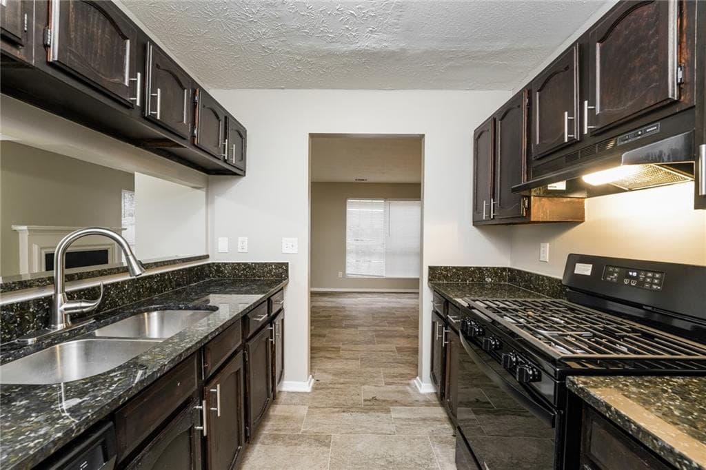 3 bedroom, 3 bathroom, 1,496 sq ft single family residence for sale at 3131 Linden Drive, Lawrenceville, GA 30044 — photo 7