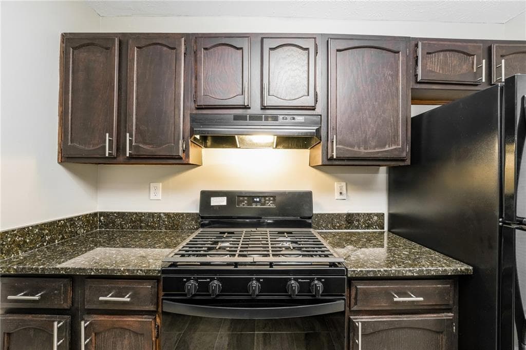 3 bedroom, 3 bathroom, 1,496 sq ft single family residence for sale at 3131 Linden Drive, Lawrenceville, GA 30044 — photo 9