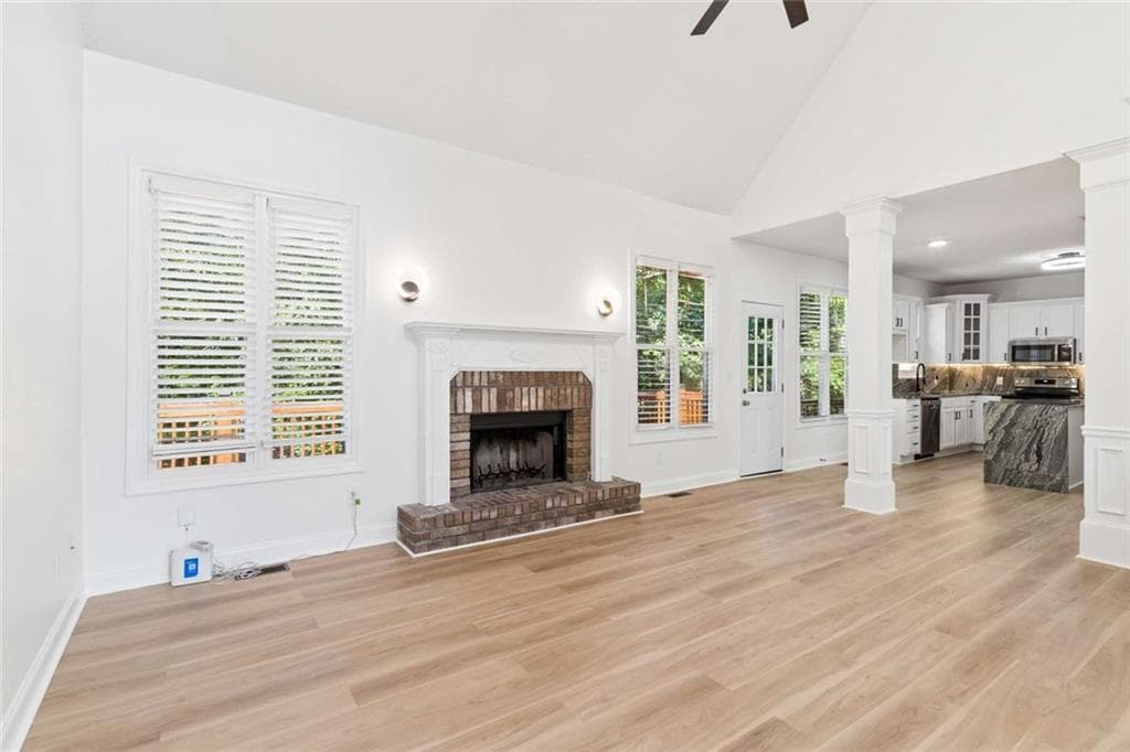 4 bedroom, 3 bathroom, 3,767 sq ft single family residence for sale at 61 Stone Crest Court, Rockmart, GA 30153 — photo 4