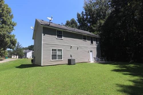 3 bedroom, 2 bathroom, 1,364 sq ft single family residence under contract at 1094 Sugarcreek Way, Riverdale, GA 30296 — photo 6