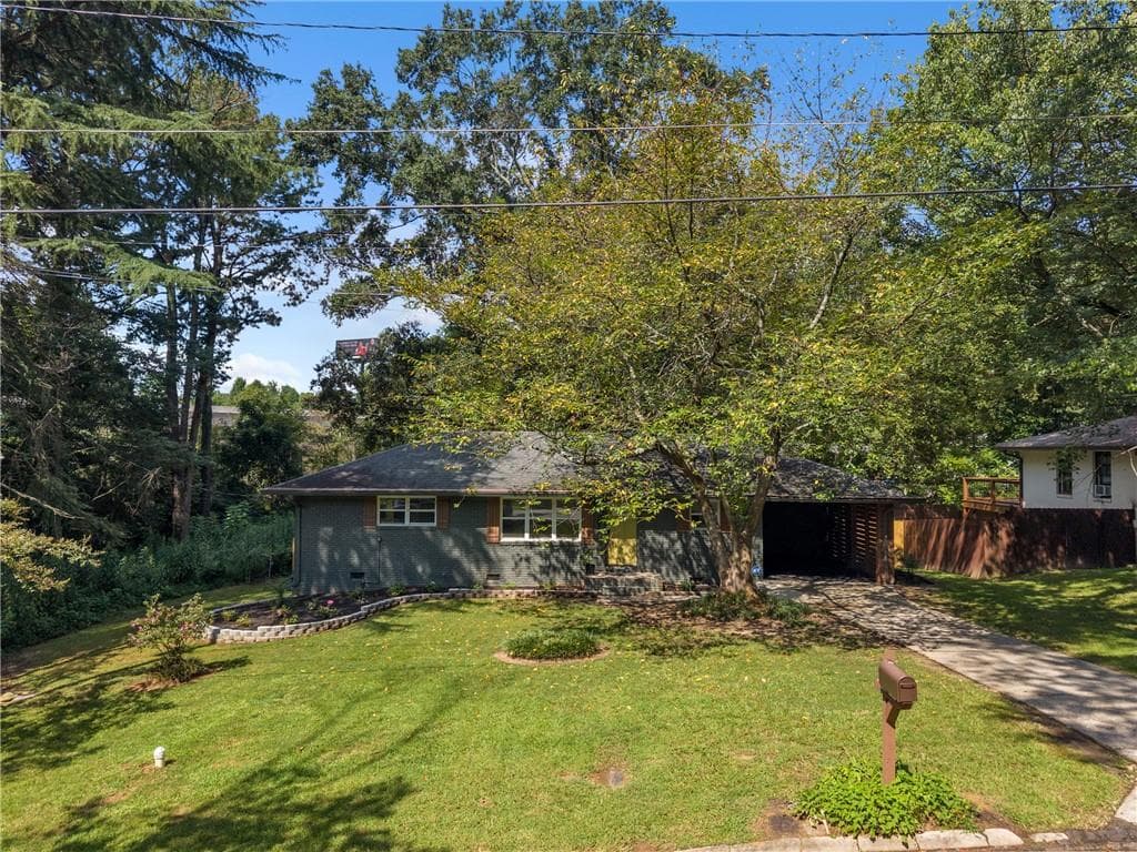 3 bedroom, 2 bathroom, 1,150 sq ft single family residence for sale at 610 Oriole Drive, Marietta, GA 30067 — photo 3