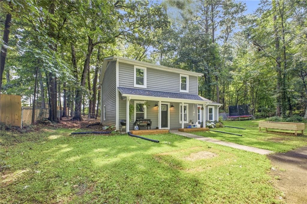 4 bedroom, 2 bathroom, 2,115 sq ft single family residence for sale at 106 Northside Drive, Calhoun, GA 30701 — photo 3