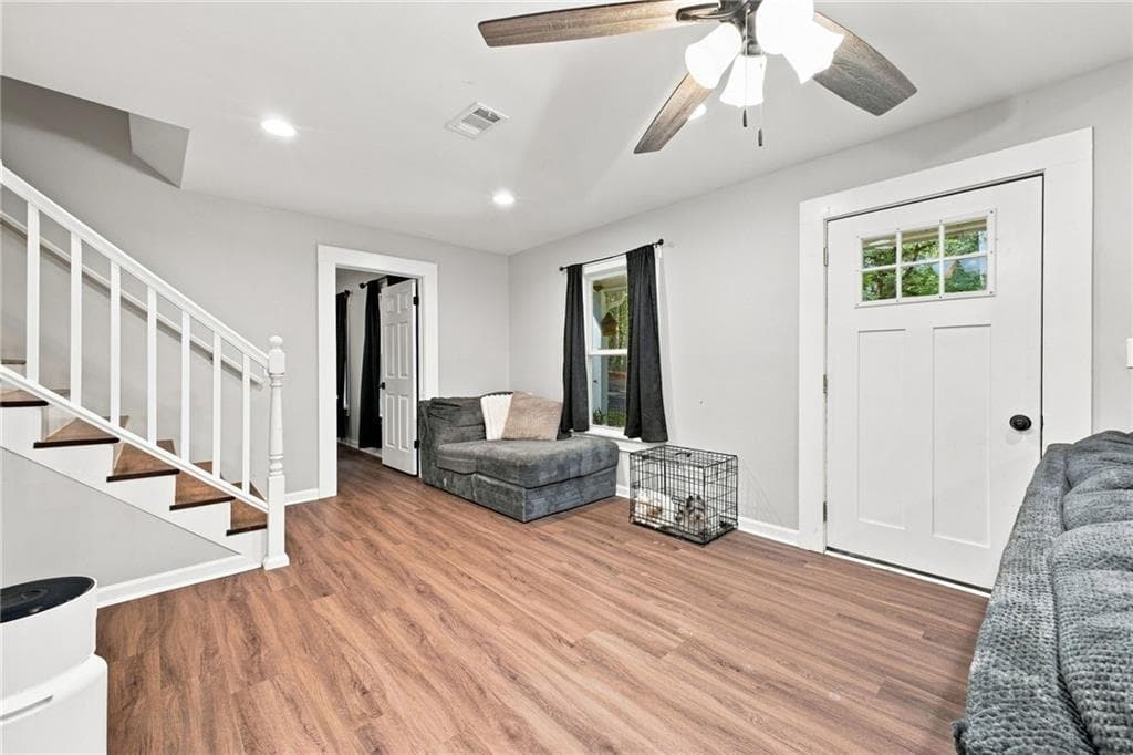4 bedroom, 2 bathroom, 2,115 sq ft single family residence for sale at 106 Northside Drive, Calhoun, GA 30701 — photo 5