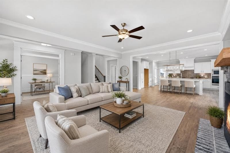 4 bedroom, 3 bathroom, 2,882 sq ft single family residence for sale at 5554 Spring Street, Flowery Branch, GA 30542 — photo 3