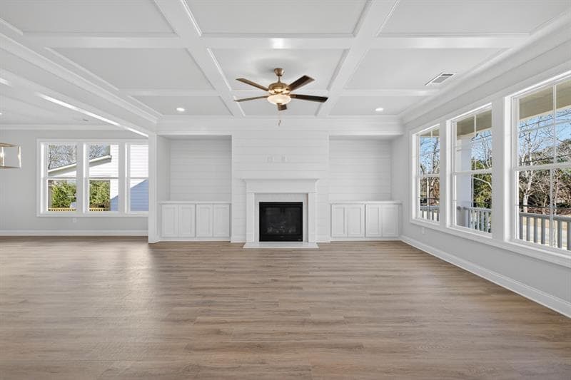 4 bedroom, 3 bathroom, 2,882 sq ft single family residence for sale at 5554 Spring Street, Flowery Branch, GA 30542 — photo 4