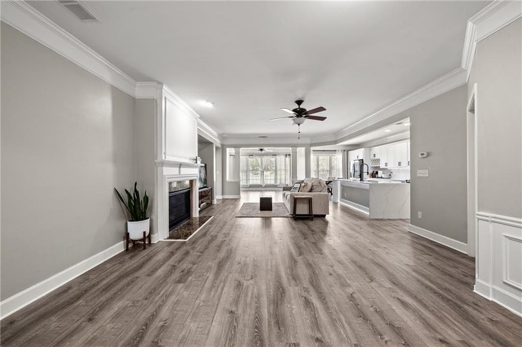 3 bedroom, 2 bathroom, 2,119 sq ft single family residence for sale at 421 Beacon Court, Griffin, GA 30223 — photo 3