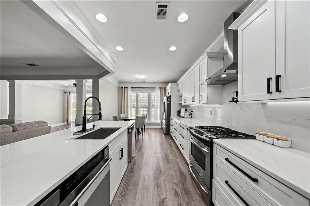3 bedroom, 2 bathroom, 2,119 sq ft single family residence for sale at 421 Beacon Court, Griffin, GA 30223 — photo 9