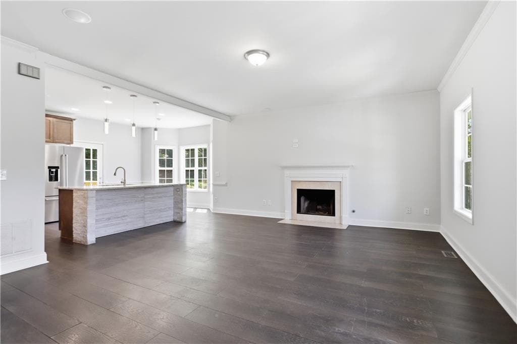 4 bedroom, 3 bathroom, 2,755 sq ft single family residence for sale at 44 Fairwood Drive, Dallas, GA 30157 — photo 6