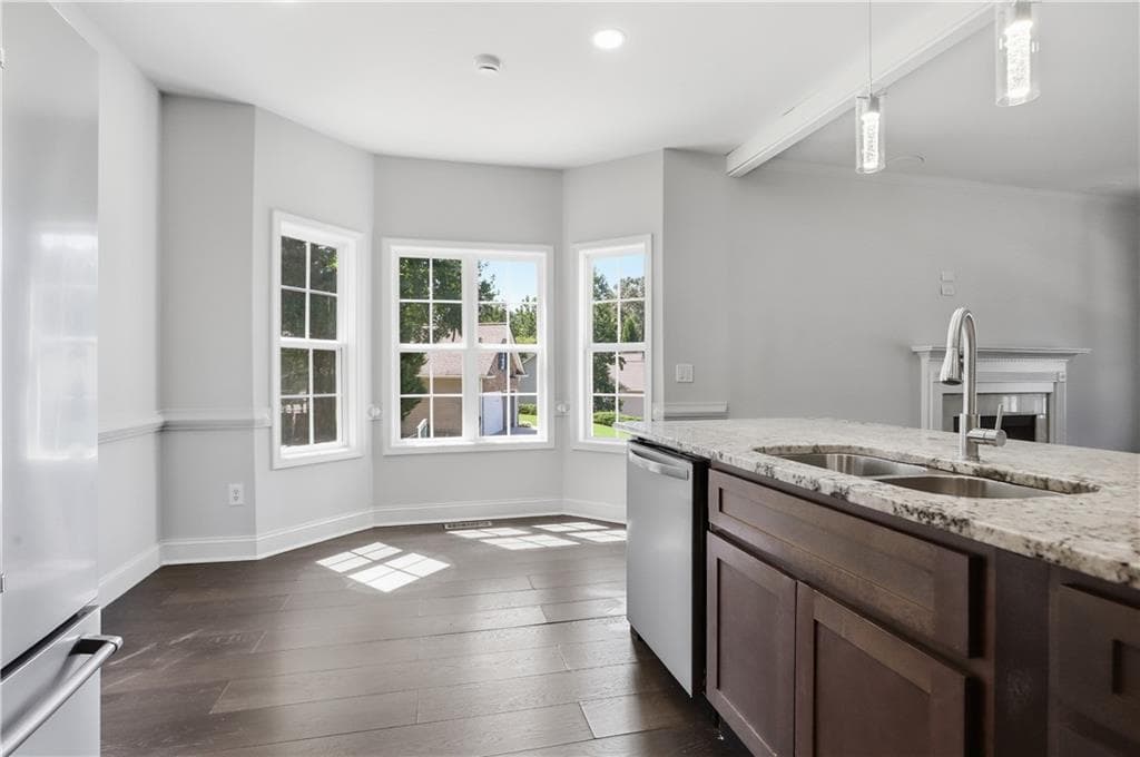 4 bedroom, 3 bathroom, 2,755 sq ft single family residence for sale at 44 Fairwood Drive, Dallas, GA 30157 — photo 8